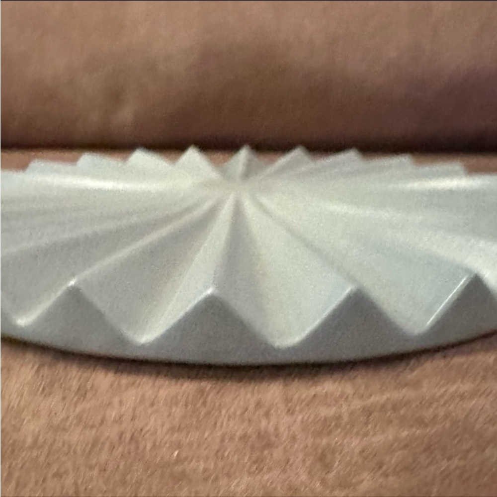 Our Place Pleat Trivets - Picture 4 of 8